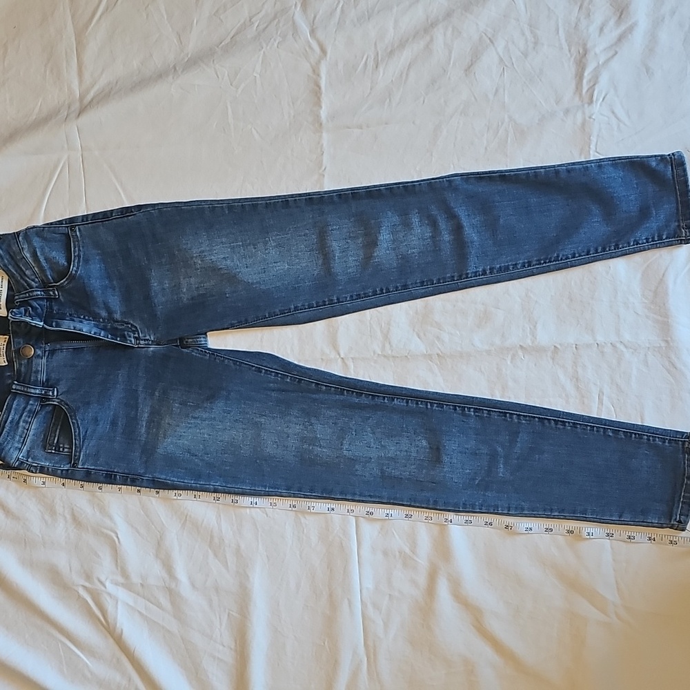 Cotton On Women's Dark Blue Skinny Jeans Size 2